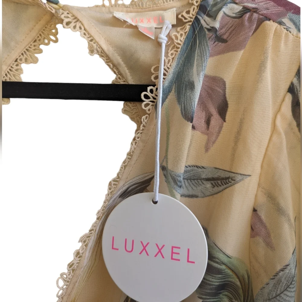 Luxxel Floral Long Sleeve Open Back Dress - Picture 10 of 10